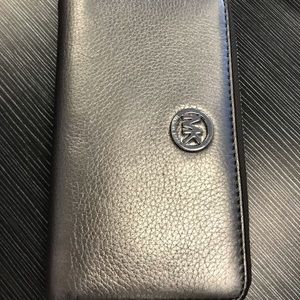 Zipper wallet  Michael Kors